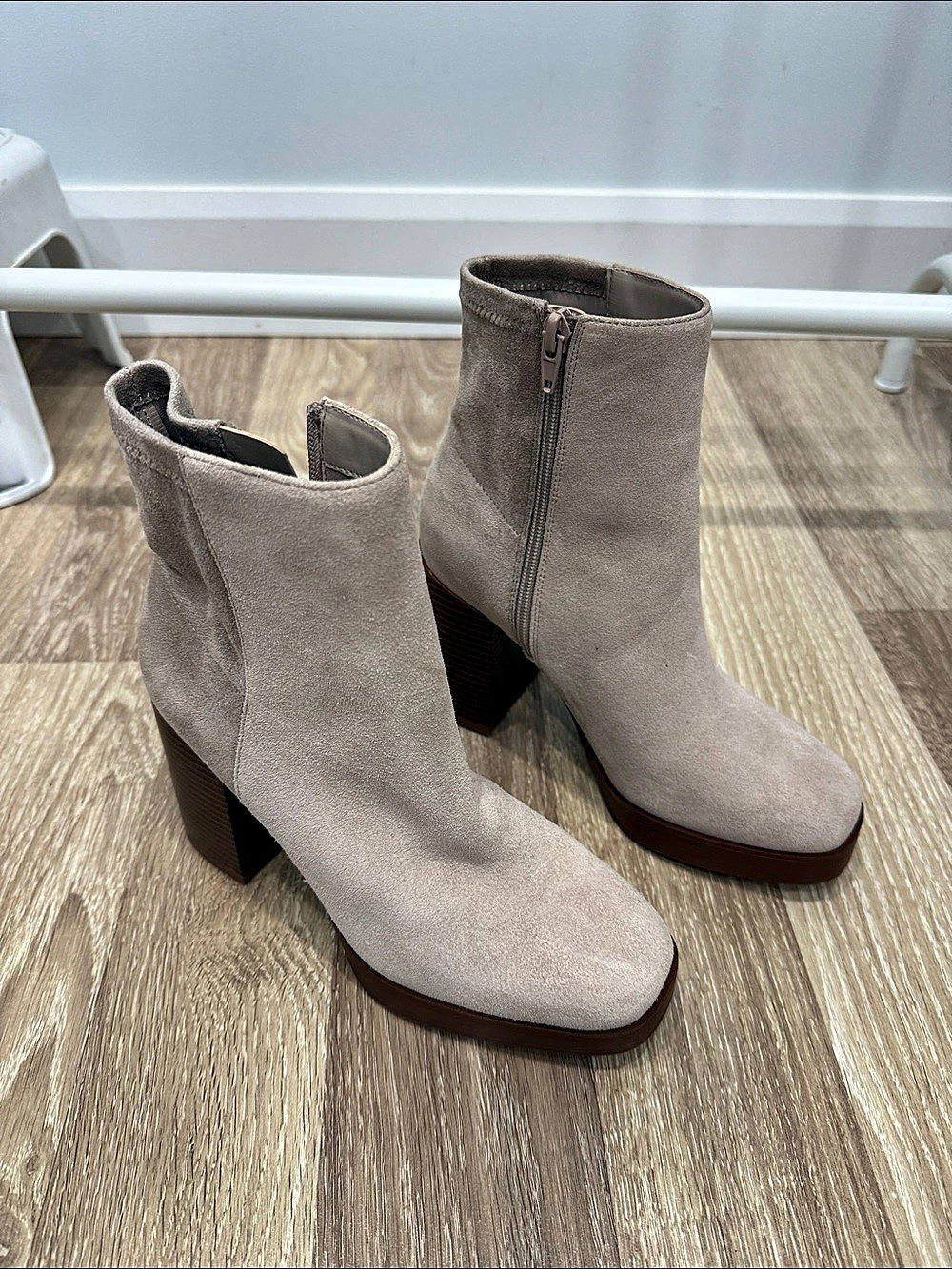 Also Suede-Style Ankle Boots in Light beige New
